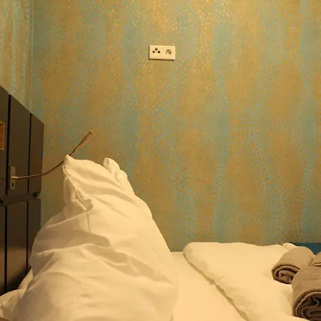 Lovely Studio West - Neues Momomotel Hotel *
