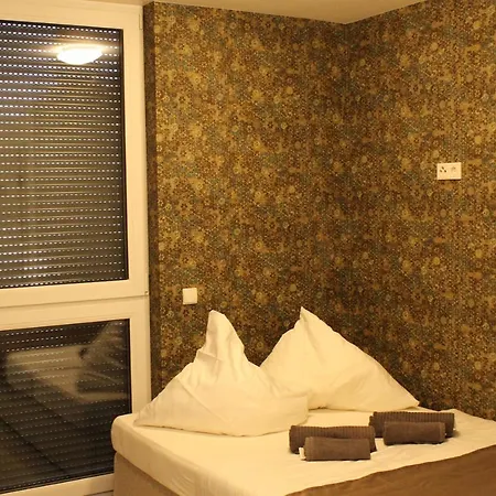 Lovely Studio West - Neues Momomotel Hotel