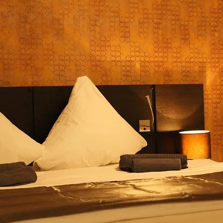Lovely Studio West - Neues Momomotel Hotel *