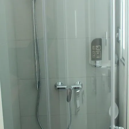 Ξενοδοχείο Lovely Studio West - Neues Momomotel *